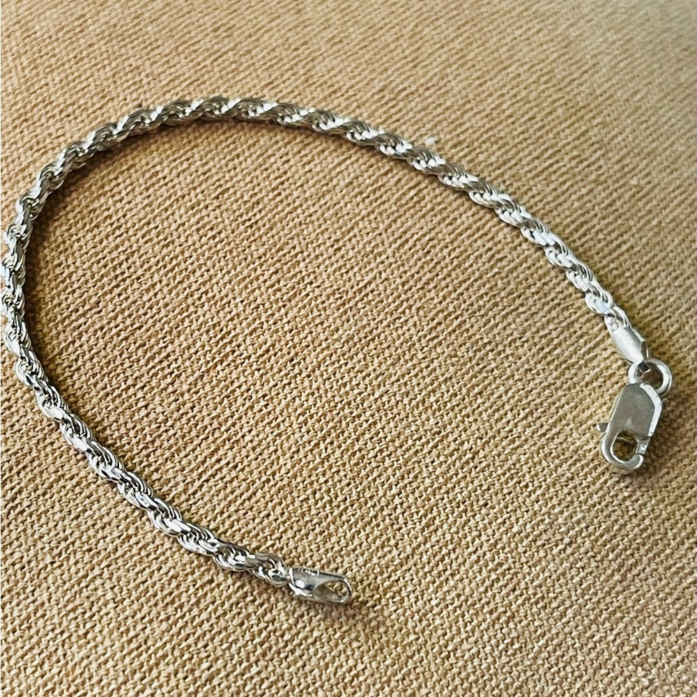 Elegant Silver Rope Chain Bracelet